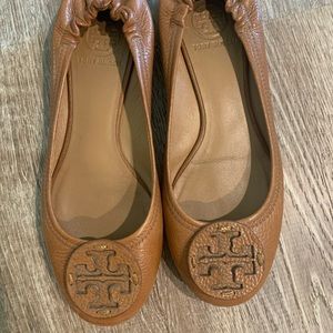 Tory Burch Royal Tan Size 7.5 (for more like an 8)